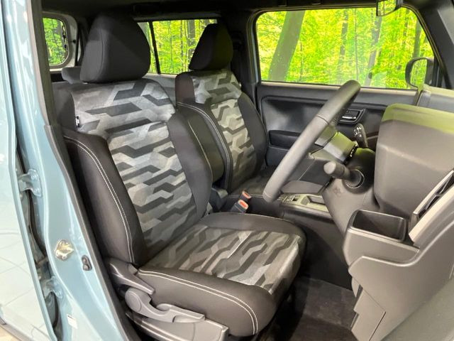もちろん車内はキレイです♪よりクリーンな状態をキープしたいお客様には『ナノゾーンコート』がおすすめ!新型コロナウイルス対策や、除菌・消臭に効果を発揮し多くの方にご好評いただいております。