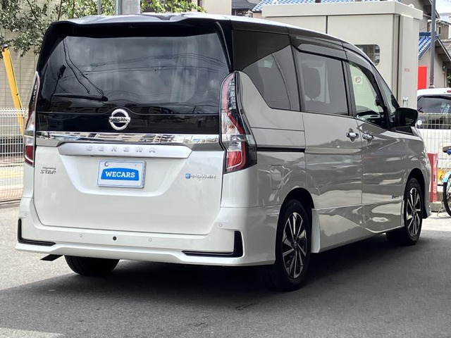セレナ1.2 e-POWER ハイウェイスターV