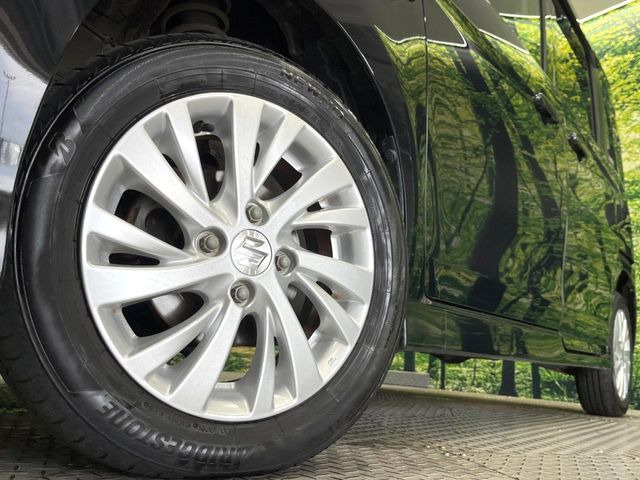 �y����14�C���`�A���~�z�C�[���z�O�ςɃ}�b�`���������A���~�z�C�[���𑕒����Ă���܂��B�e��ЊO�A���~�z�C�[����A�X�^�b�h���X�^�C�����戵�����Ă���܂��B���񂲑��k����������
