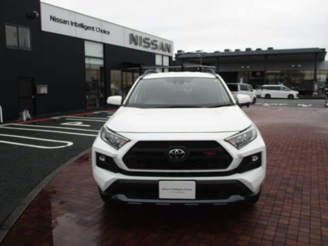 RAV42.0 アドベンチャー オフロードパッケージ 4WD