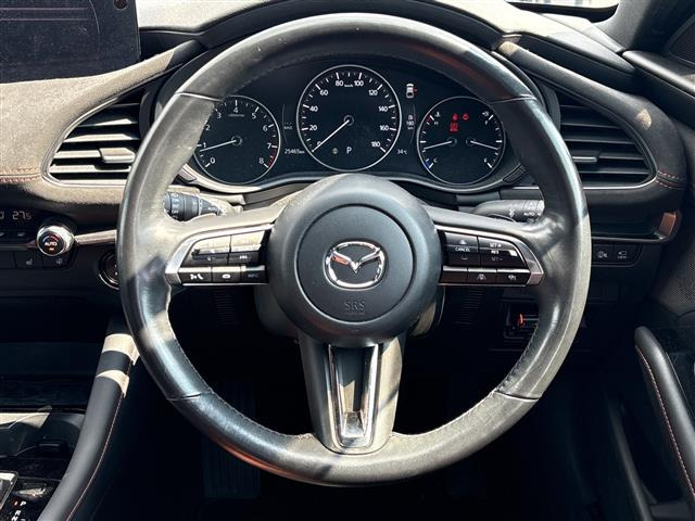 MAZDA3ファストバック1.5 15S レトロスポーツエディション