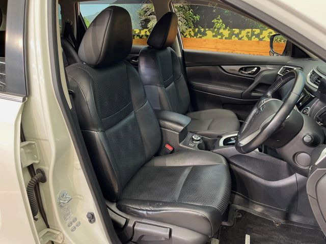 ドライバーによって運転しやすいポジションは異なり、あの車はどうなのか不安なこともありますよね。気になるお車は店頭で乗り込んでご確認いただけます♪