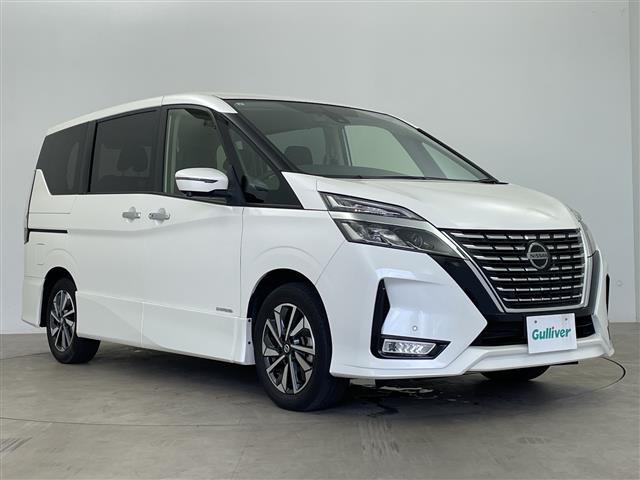 セレナ2.0 ハイウェイスターV