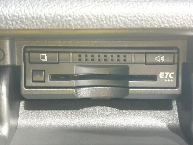 【ETC】高速道路の料金所をストレスなく通過!話題のスポットやサービスエリアに多い「スマートIC」利用時は必須のアイテムです。当店でセットアップを実施、ご納車当日からすぐにご利用いただけます!