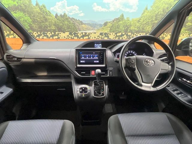ヴォクシー2.0 ZS 煌