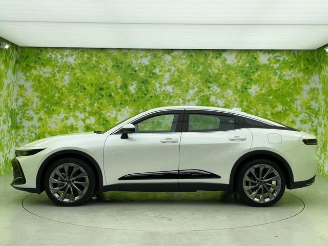 クラウンクロスオーバー2.5 G アドバンスト レザー パッケージ E-Four 4WD