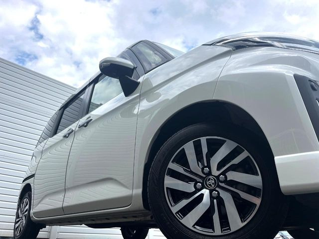 �y����14�C���`�A���~�z�C�[���z�O�ςɃ}�b�`���������A���~�z�C�[���𑕒����Ă���܂��B�e��ЊO�A���~�z�C�[����A�X�^�b�h���X�^�C�����戵�����Ă���܂��B���񂲑��k����������