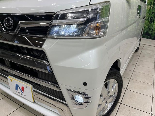 �yLED�w�b�h���C�g�z���V����ԑ��s�����ǍD�Ȏ��E���m�ۂ����S���ĉ^�]�ł��鍂�P�xLED�w�b�h���C�g�𑕔�!�_�����x�������A����d�͂��}�����Ă��܂��B