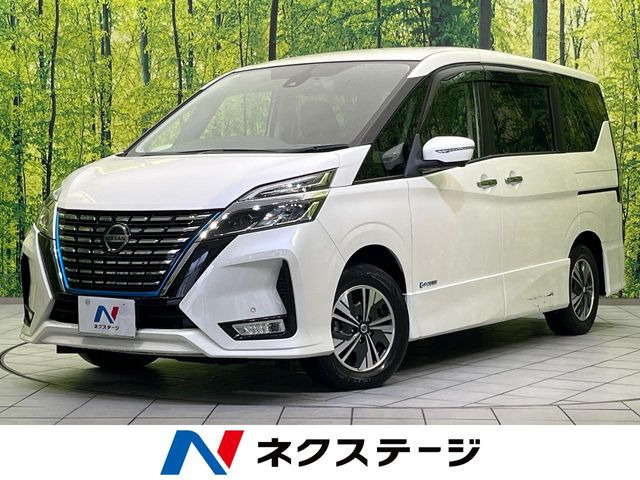 セレナ1.2 e-POWER ハイウェイスターV