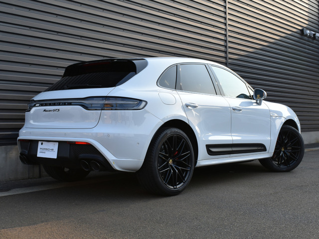 マカンGTS PDK 4WD