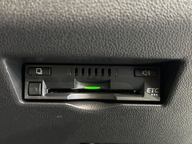 【ETC】高速道路の料金所をストレスなく通過!話題のスポットやサービスエリアに多い「スマートIC」利用時は必須のアイテムです。当店でセットアップを実施、ご納車当日からすぐにご利用いただけます!
