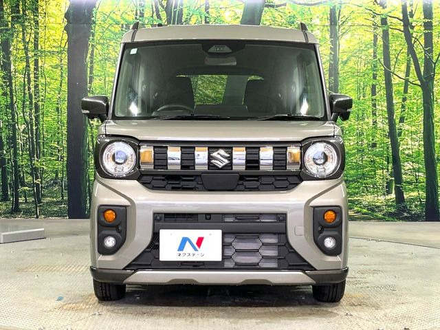 弊社では、全車『修復歴なし』のお車のみ取り扱っております。専任バイヤーによる厳選した仕入れの後、入庫後の車両チェックを行い、ネクステージが認定した高品質な中古車をご提供しております。
