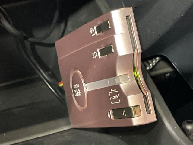 【ETC】高速道路の料金所をストレスなく通過!話題のスポットやサービスエリアに多い「スマートIC」利用時は必須のアイテムです。当店でセットアップを実施、ご納車当日からすぐにご利用いただけます!