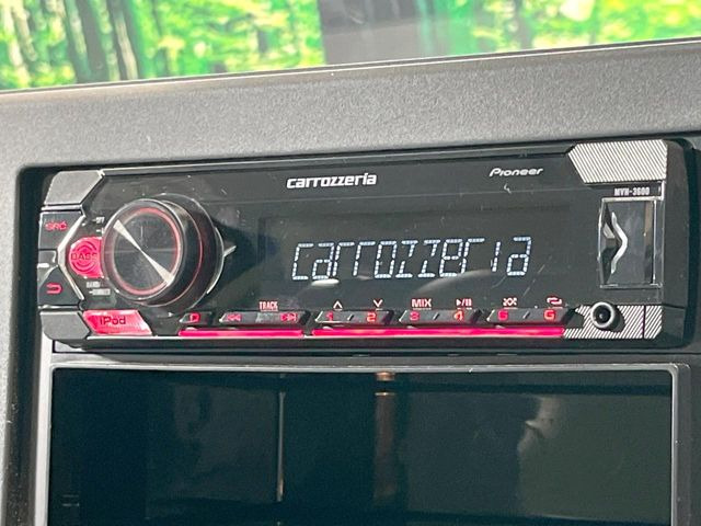 お好きな音楽を車内でお楽しみいただけます♪スピーカー交換・ウーハー追加などの音質向上や、最新ナビ・後席モニター等の取り付けも是非ご相談ください!