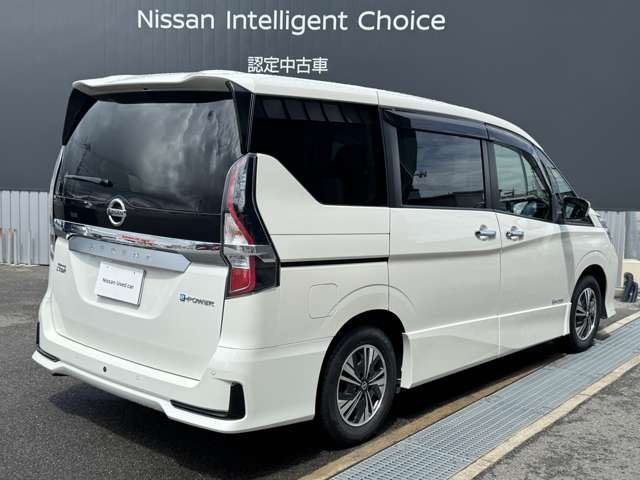 セレナ1.2 e-POWER ハイウェイスターV