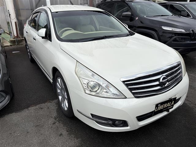 ティアナ2.5 250XV