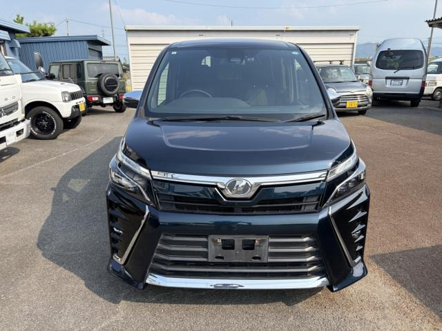 ヴォクシー2.0 ZS 煌