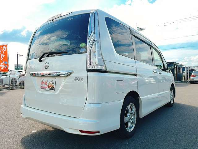 お車のご購入からオイル交換・整備・車検・任意保険・修理・鈑金何でもお任せ下さい!親切・丁寧にご対応致します♪
