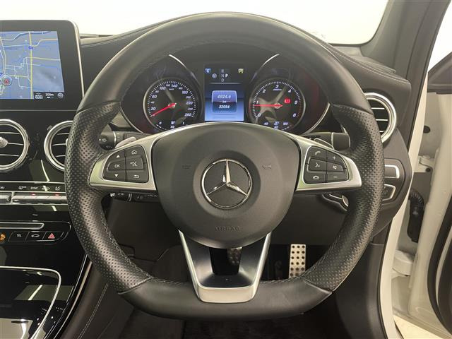 GLCクーペ220d 4マチック スポーツ 本革仕様 4WD