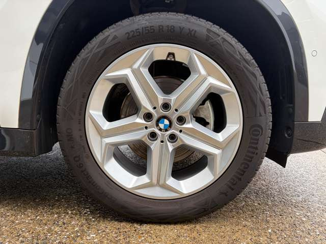 X1xドライブ 20i xライン DCT 4WD