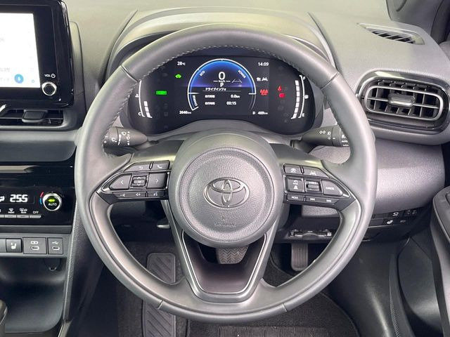 【ステアリングスイッチ】運転中、前方から目線をそらすことなく、オーディオ等の操作が可能な便利機能!安心&快適なドライブを演出してくれます♪
