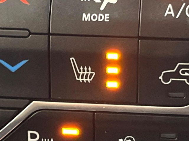 ●フロントシートヒーティング:運転席・助手席共に三段階で調節が可能なシートヒーターを装備しております。季節を問わず快適にご使用いただけます。