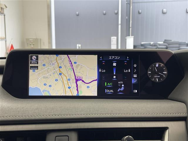 UX250h バージョンL