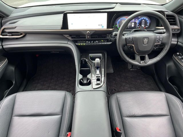 クラウンスポーツ2.5 Z E-Four 4WD