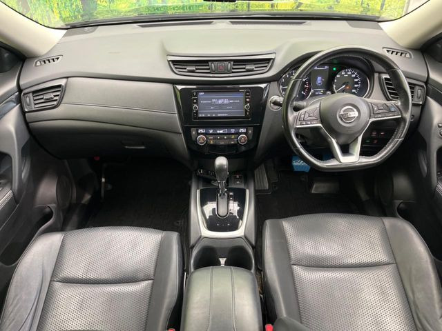 エクストレイル2.0 20Xi