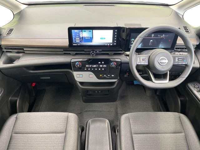 セレナ1.4 e-POWER ハイウェイスターV