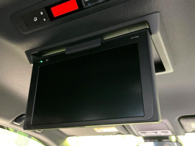 ヴォクシー1.8 ハイブリッド ZS