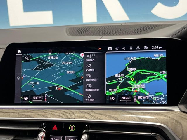 ●純正ナビ:一体感のあるナビは、高級感ある車内を演出してくれます。オーディオ機能も充実しておりますので、運転もより楽しめます♪