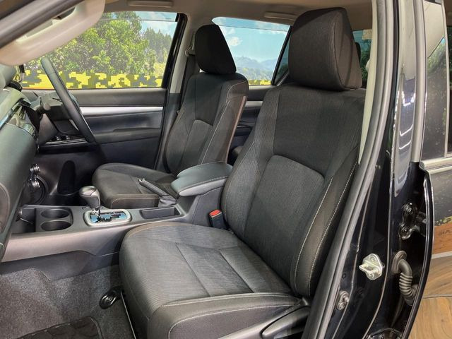 ドライバーによって運転しやすいポジションは異なり、あの車はどうなのか不安なこともありますよね。気になるお車は店頭で乗り込んでご確認いただけます♪