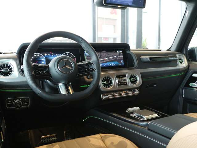 GクラスG450d AMGラインパッケージ (ISG) 4WD
