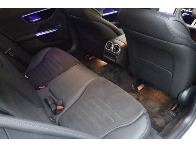 CクラスC220d スポーツ (ISG)