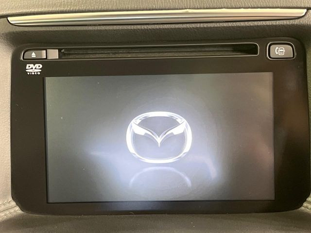 【純正ナビ】人気の純正ナビを装備。オーディオ機能も充実しており、Bluetooth接続すればお持ちのスマホやMP3プレイヤーの音楽を再生可能!毎日の運転がさらに楽しくなります!!