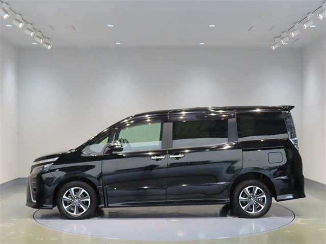 ヴォクシー2.0 ZS 煌 4WD