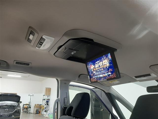 セレナ2.0 ハイウェイスターV 4WD