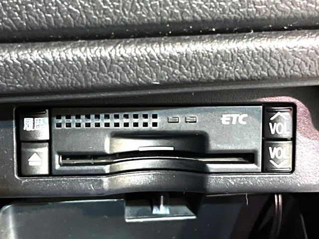 【ETC】高速道路の料金所をストレスなく通過!話題のスポットやサービスエリアに多い「スマートIC」利用時は必須のアイテムです。当店でセットアップを実施、ご納車当日からすぐにご利用いただけます!