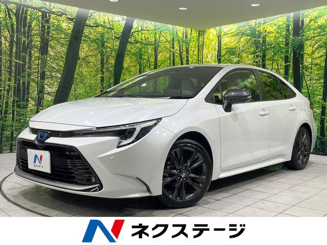カローラ1.8 ハイブリッド W×B