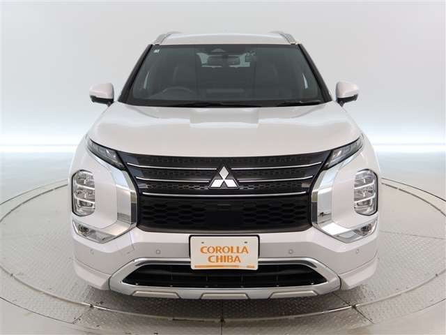 アウトランダーPHEV 2.4 P 4WD