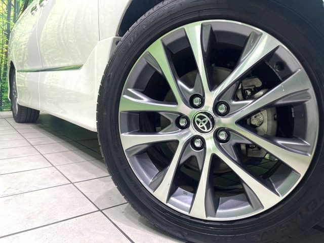 �y����18�C���`�A���~�z�C�[���z�O�ςɃ}�b�`���������A���~�z�C�[���𑕒����Ă���܂��B�e��ЊO�A���~�z�C�[����A�X�^�b�h���X�^�C�����戵�����Ă���܂��B���񂲑��k����������