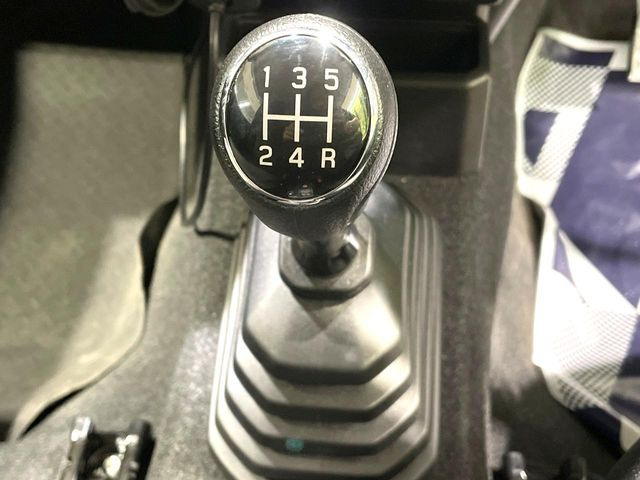 ジムニーシエラ1.5 JC 4WD