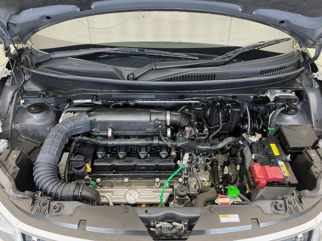 親切・丁寧な専門メカニックスタッフが応対!・車検・点検整備・事故等の修理などアフターサービスも安心。お車のカスタマイズもネクステージのサービススタッフまでご相談ください!
