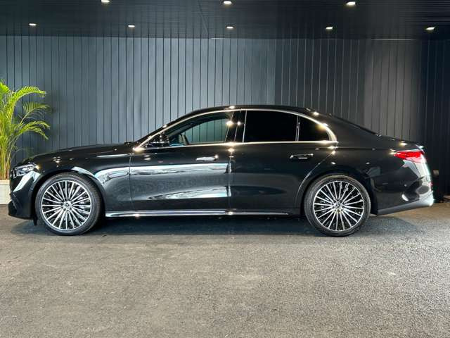 EクラスE220d AMGラインパッケージ (ISG)
