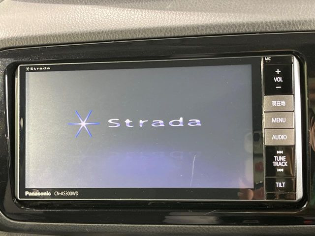 ヴィッツ1.3 F スマートスタイル