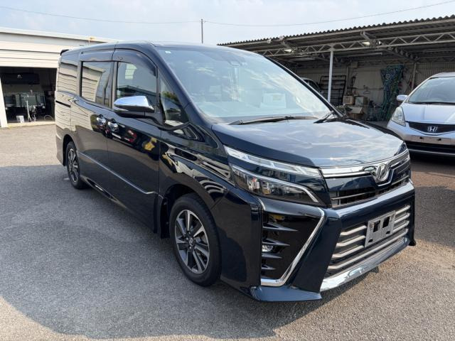 ヴォクシー2.0 ZS 煌
