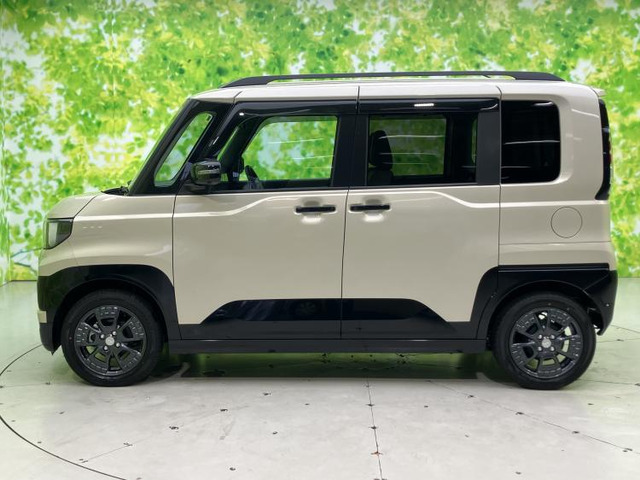 デリカミニT プレミアム デリマル パッケージ 4WD