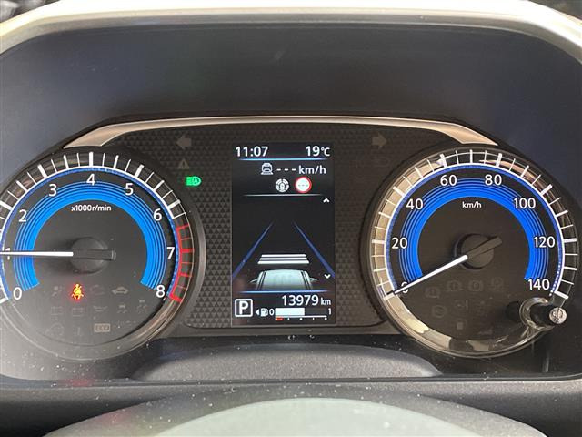 デリカミニT プレミアム 4WD