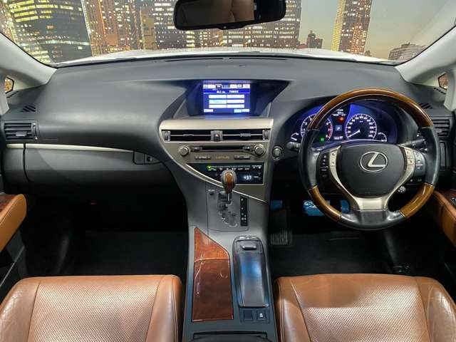 ���{�ےÎs��SUV�Ԃ��w���l�ł����i�x�œW�����Ă���ǎ����ÎԐ��X�ł��B�S�ԁA���̗��C�����Ȃ��̎ԗ�����Ŏ�舵��!�֐��n��ōł������ȉ��i���ŗǎ��Ԃ����񋟂ł���悤�w�߂Ă���܂��B